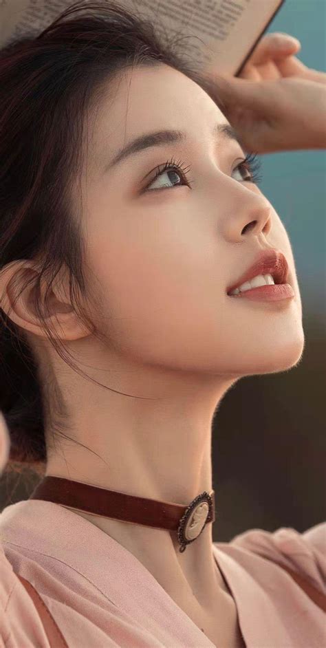 夜幕下的观影新体验：一家影院如何改变城市娱乐格局